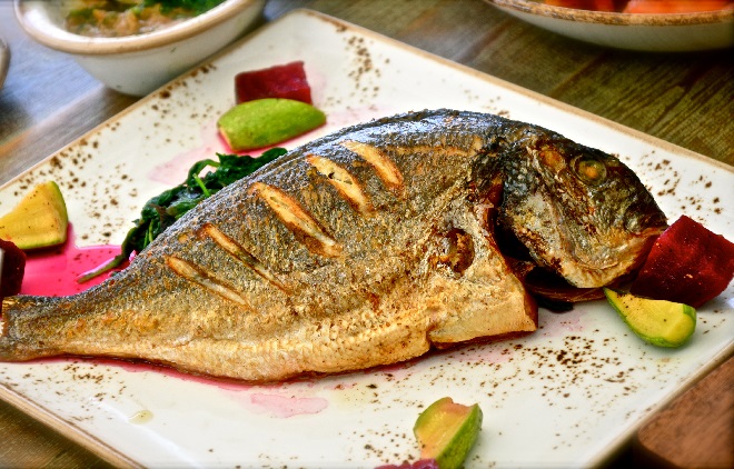 Cá chứa nhiều protein, axit béo omega-3 có lợi cho sức khỏe. Tuy nhiên, không phải bộ phận nào của cá cũng có giá trị dinh dưỡng.